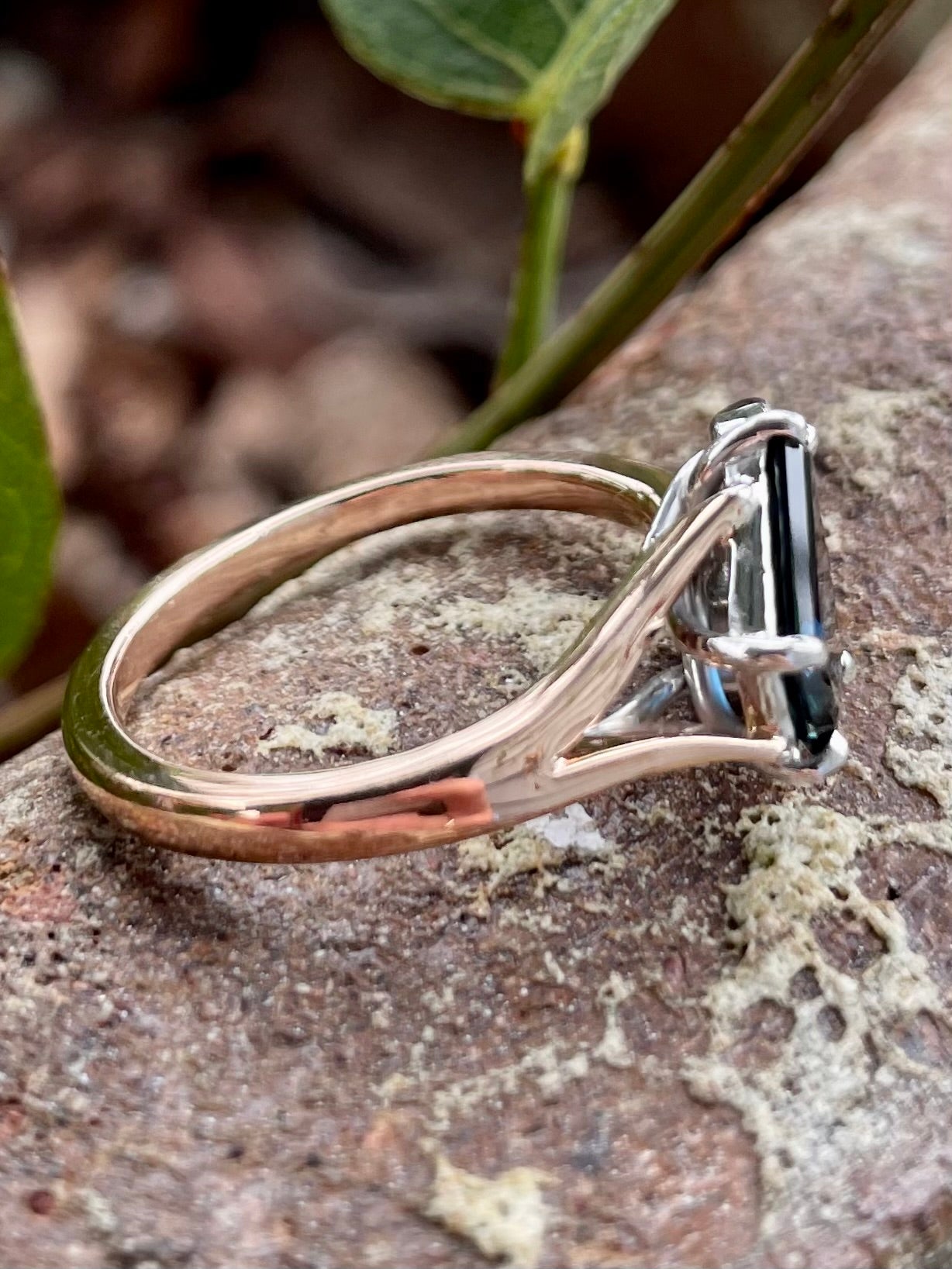 9ct Rose/White Gold Kite Sapphire & Diamond Ring