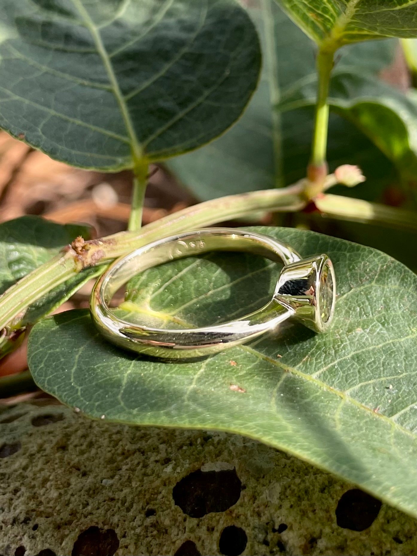 9ct Yellow Gold Peridot Ring