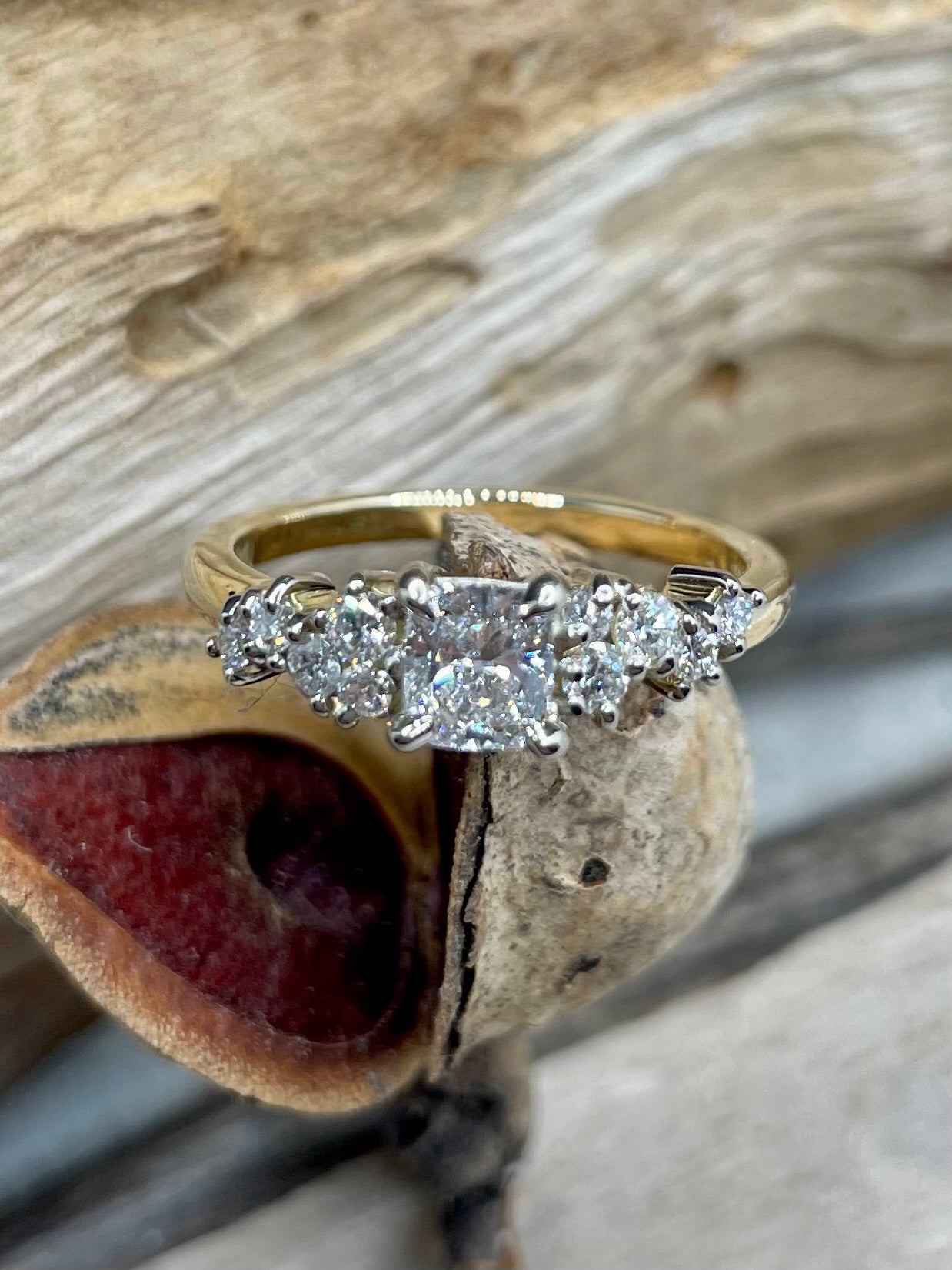 18ct Yellow/White Gold Diamond Ring