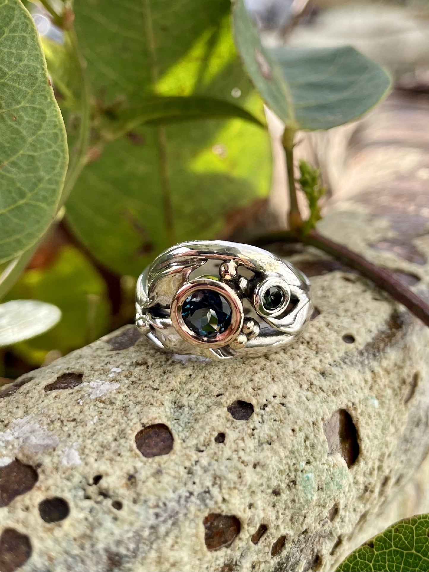 Sterling Silver/9ct Rose Gold London Blue Topaz & Green Sapphire Leaf Ring