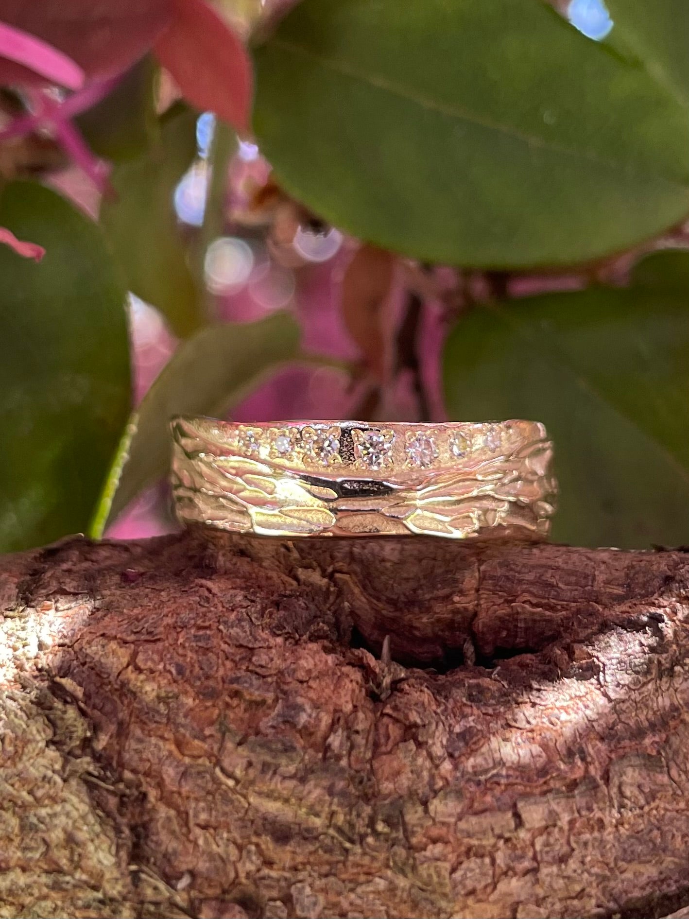 9ct Yellow Gold Diamond 'Molten' Ring