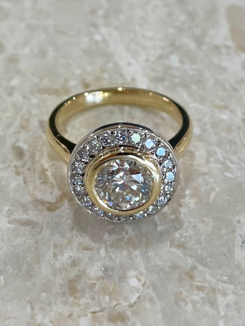 9YW 'Halo' style Diamond Ring 1.84ct EVVS2