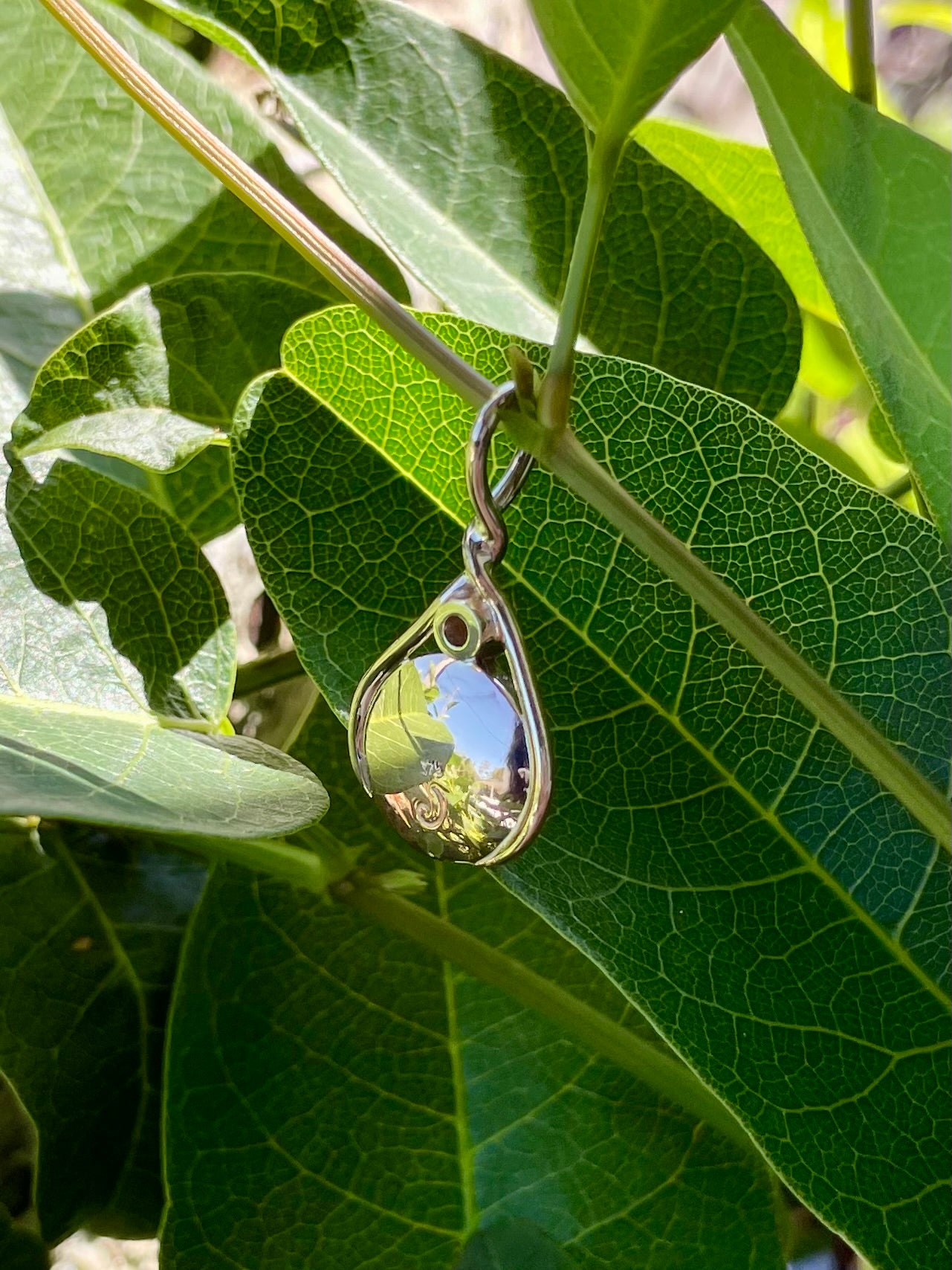 9ct Yellow Gold Chocolate Diamond Mabe Pearl Pendant