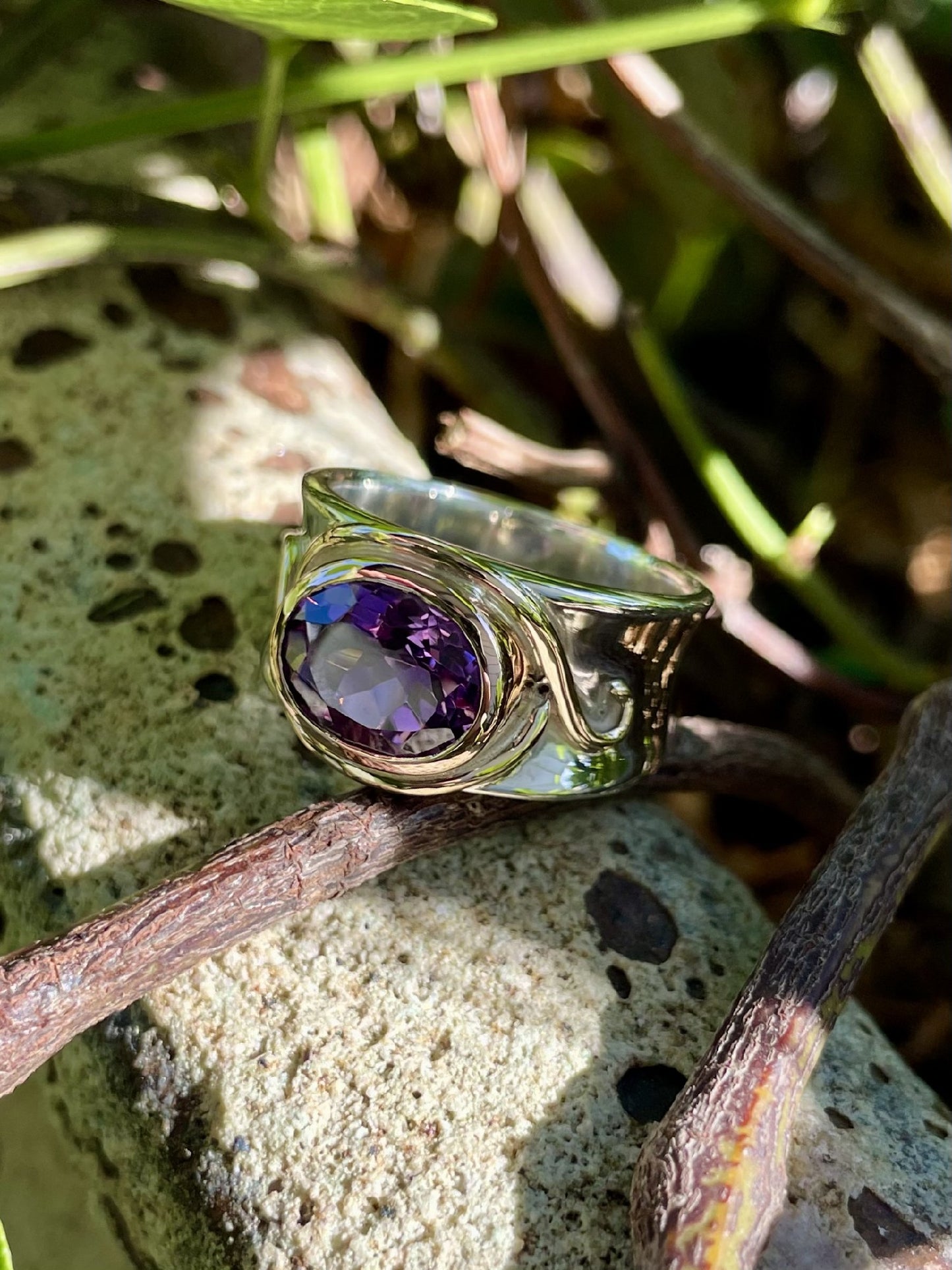 Sterling Silver 9ct Yellow & Rose Gold Wide Concave Amethyst Ring