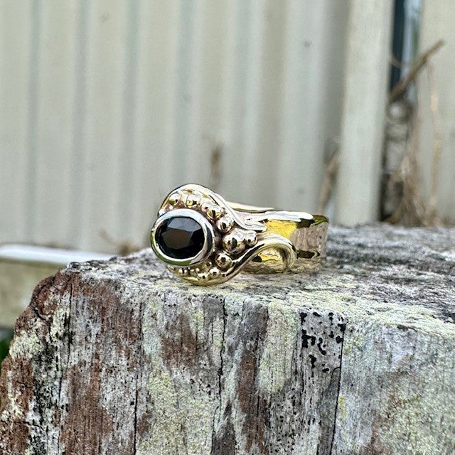 9ct Yellow gold Black Sapphire molten style ring