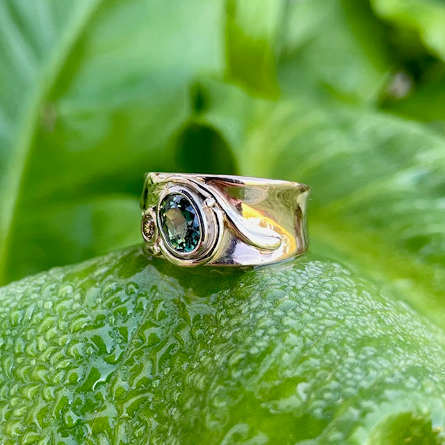 9ct Three tone, Sapphire and Chocolate Diamond ring
