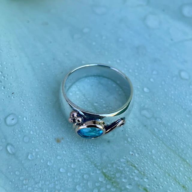 Sterling Silver and 9ct Rose gold Topaz ring