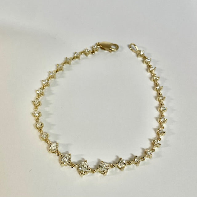 9ct Yellow Gold Lab Grown Diamond Bracelet