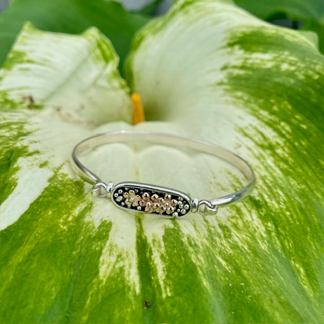 SS 9RG Flower Hinged Bangle