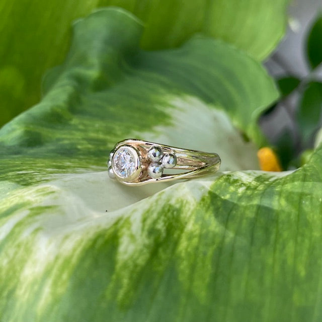 9ct Yellow and White gold Lab grown diamond wire ring