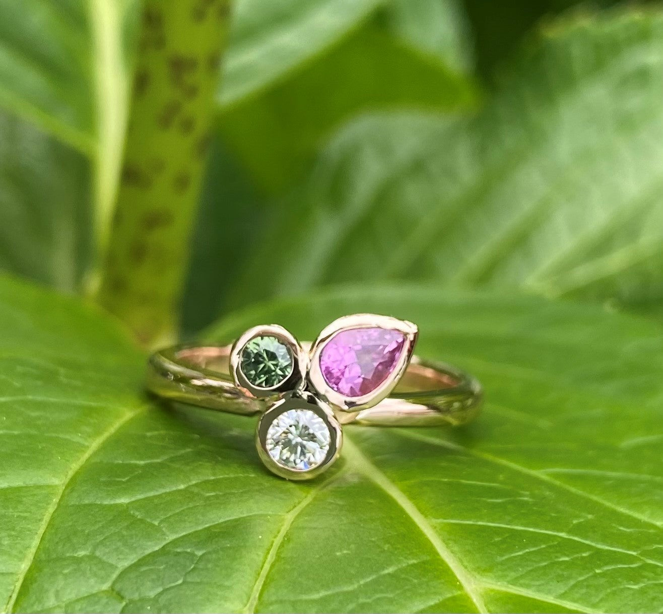 9ct Rose Gold Sapphire & Diamond Ring