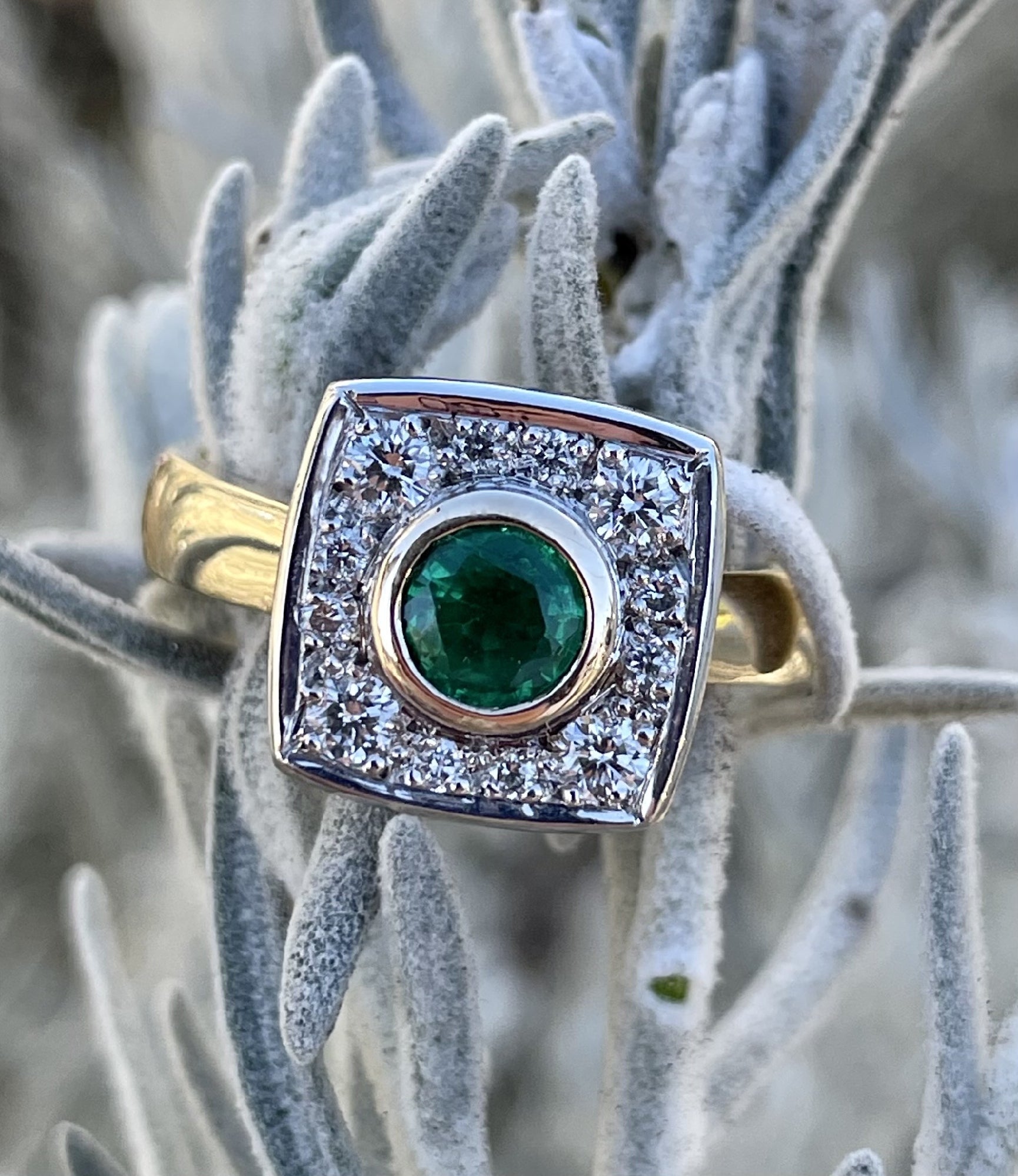 9ct Yellow & White Gold Emerald & Diamond Ring