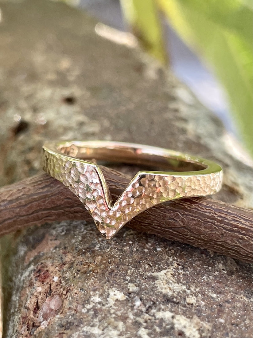 9ct Rose Gold Ring with V Shape Cut Out