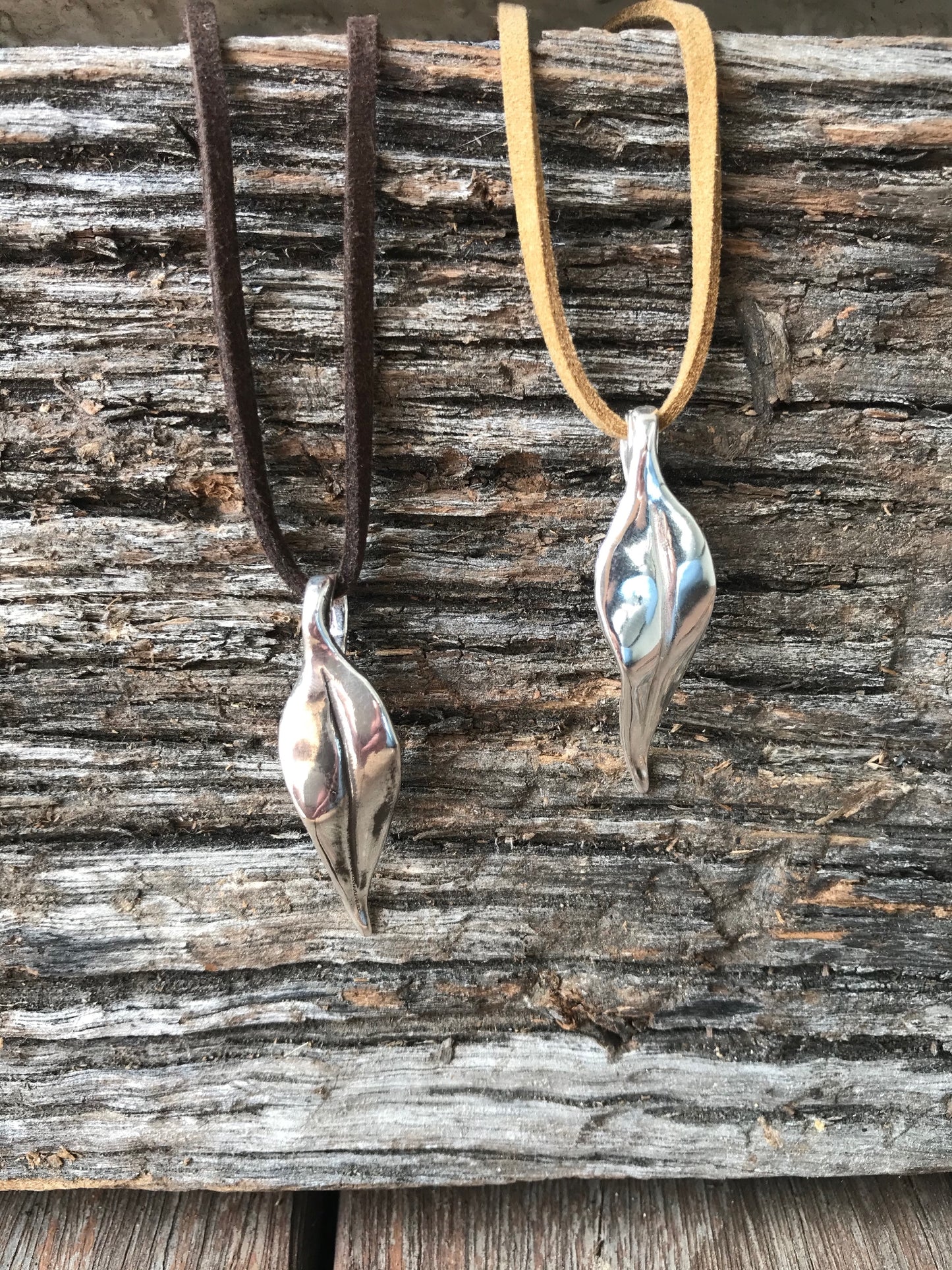 Sterling Silver Gum leaf pendant (L2)