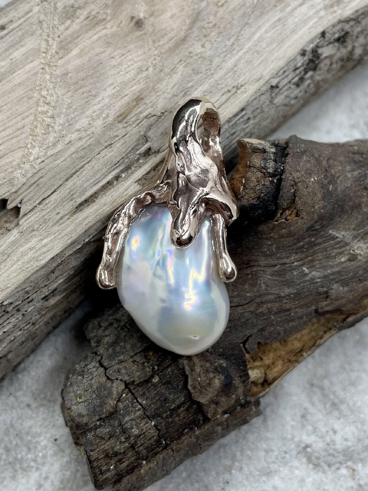9ct Rose Gold 'Molten' style Baroque Pearl Pendant