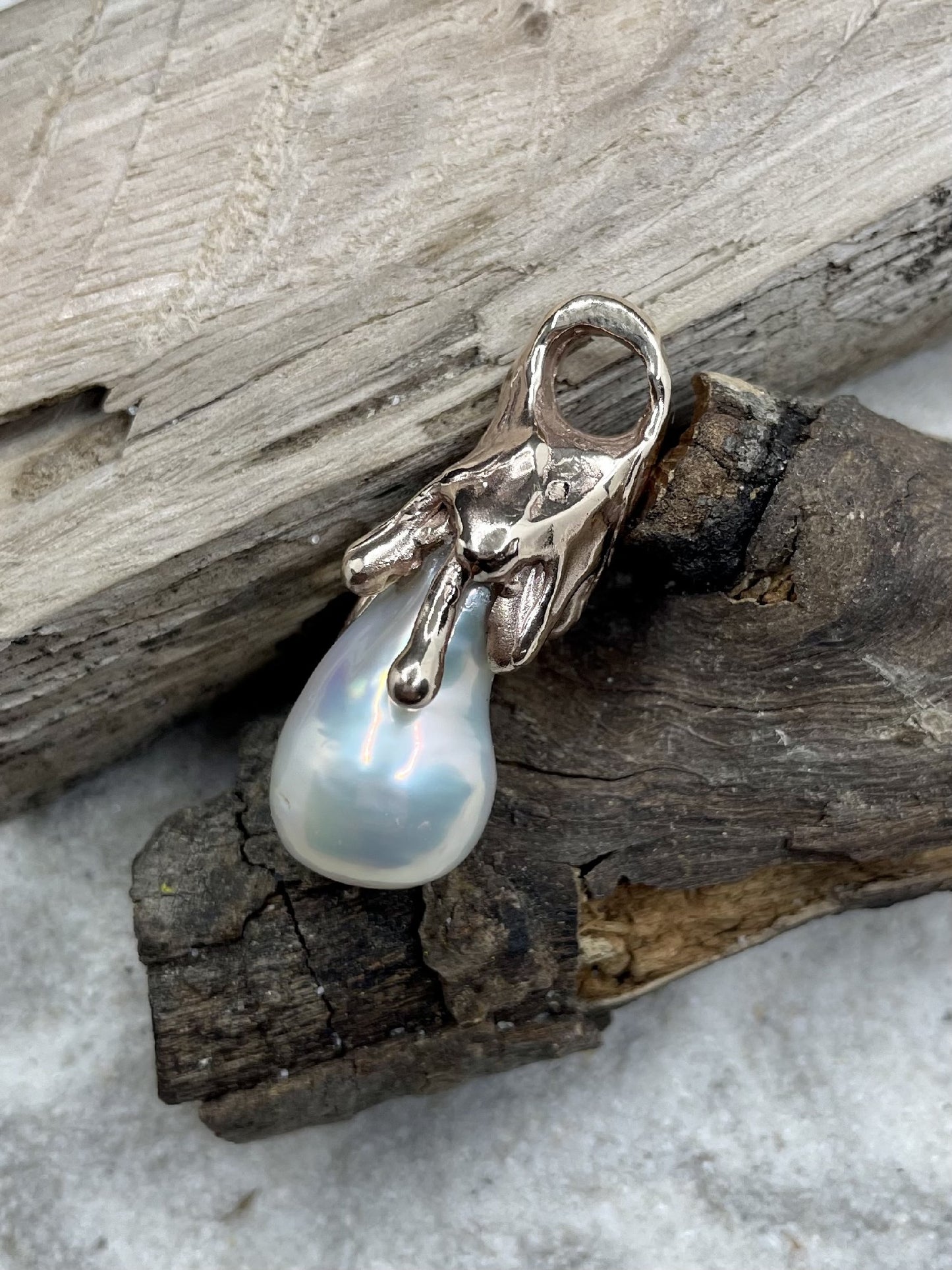 9ct Rose Gold 'Molten' style Baroque Pearl Pendant