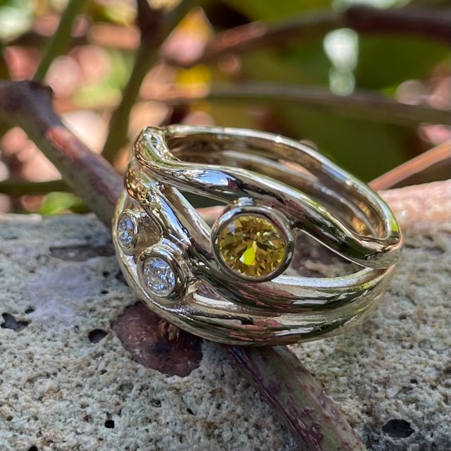 9ct Yellow gold, Yellow Sapphire and diamond wave ring