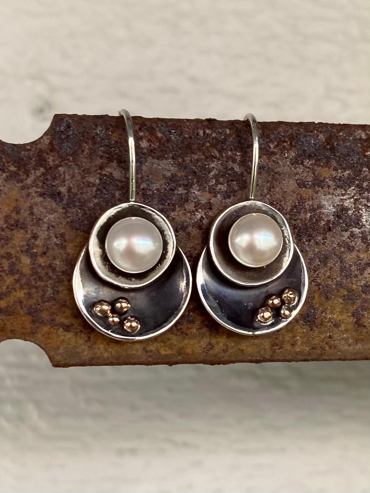 Sterling Silver & 9ct Rose Gold Oxidised Button Pearl Earrings