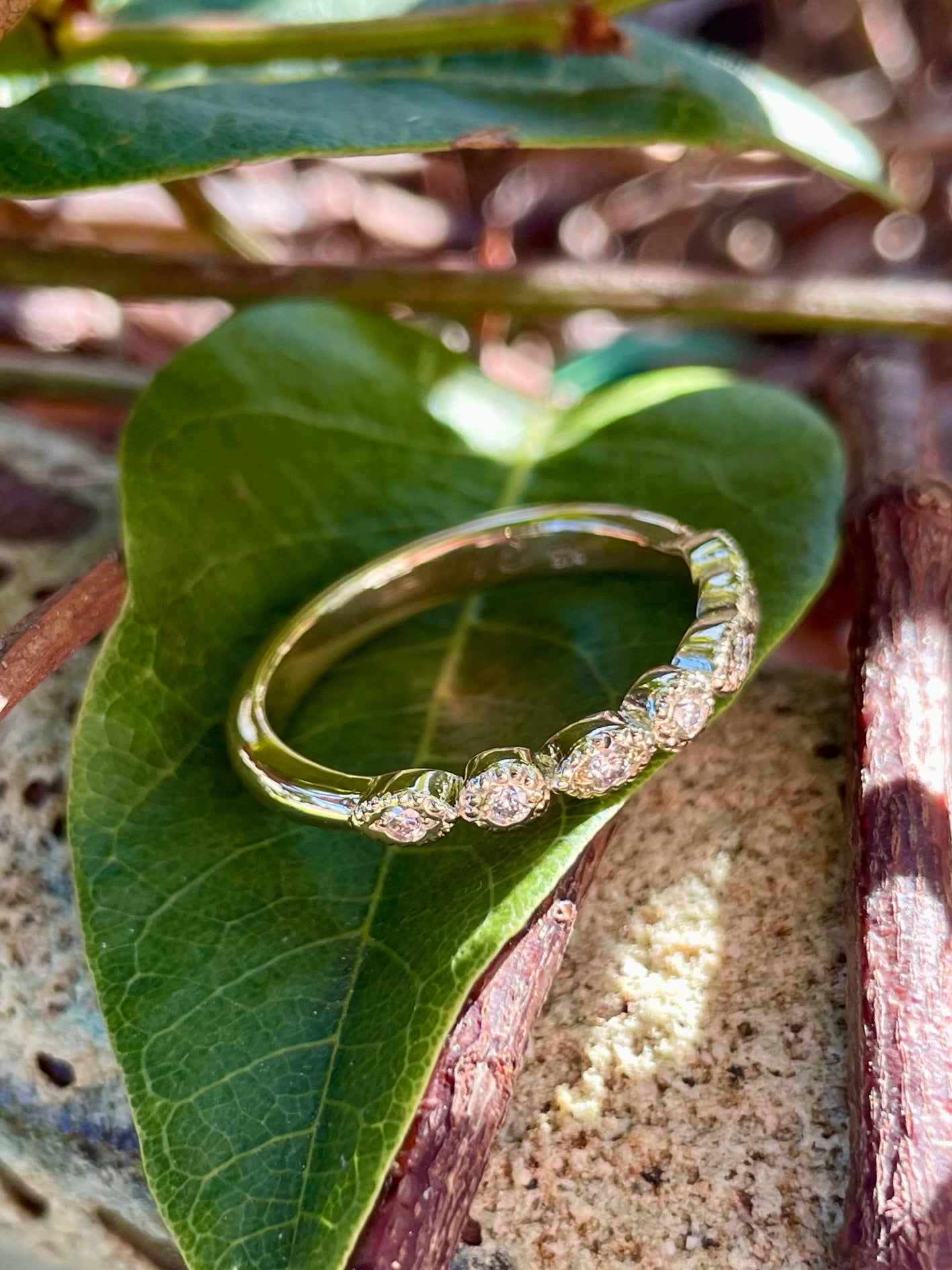 9ct Yellow Gold 7 Diamond Round Marquise Wedder