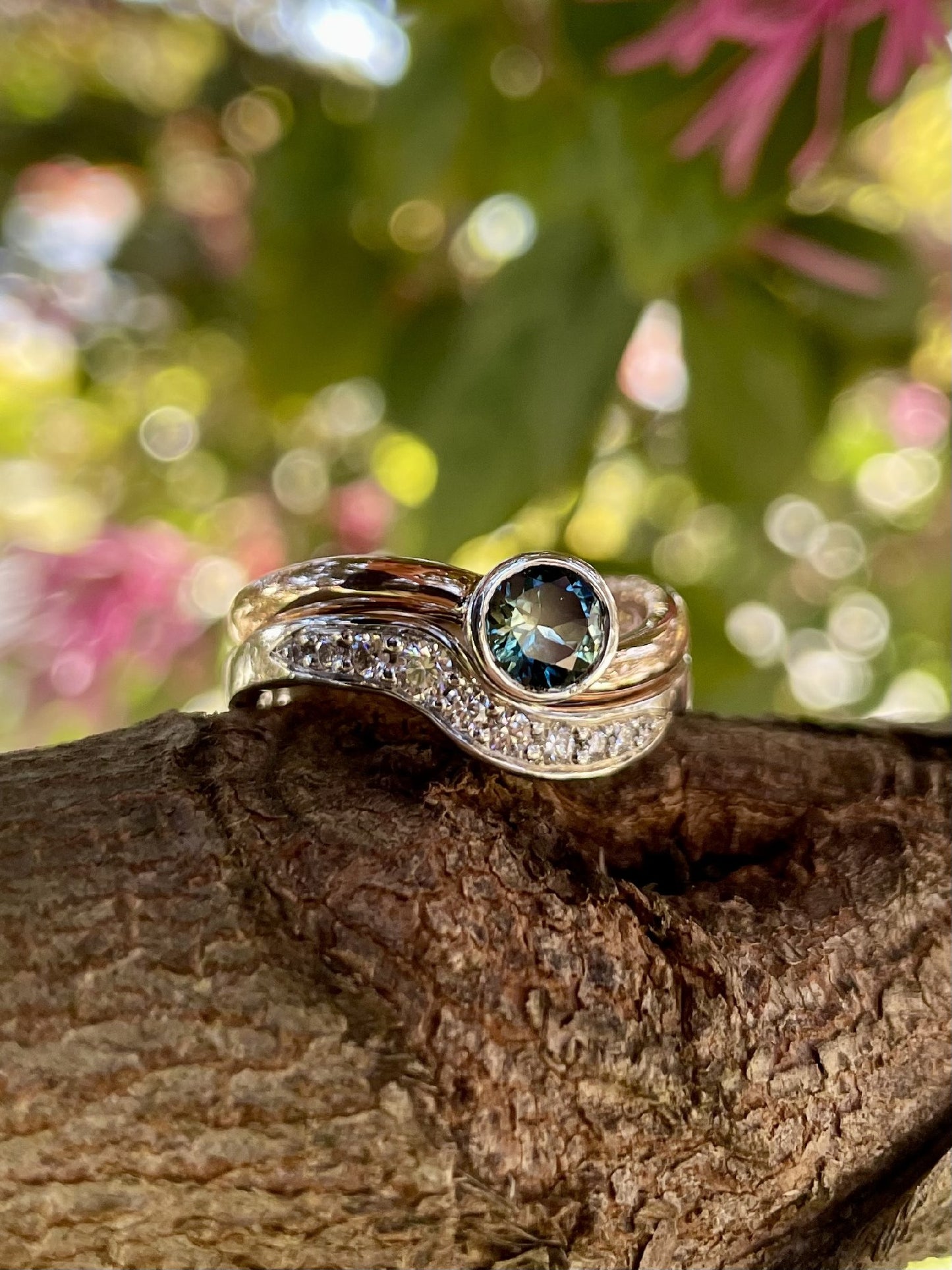 9ct White Gold Diamond Fitted Wedder