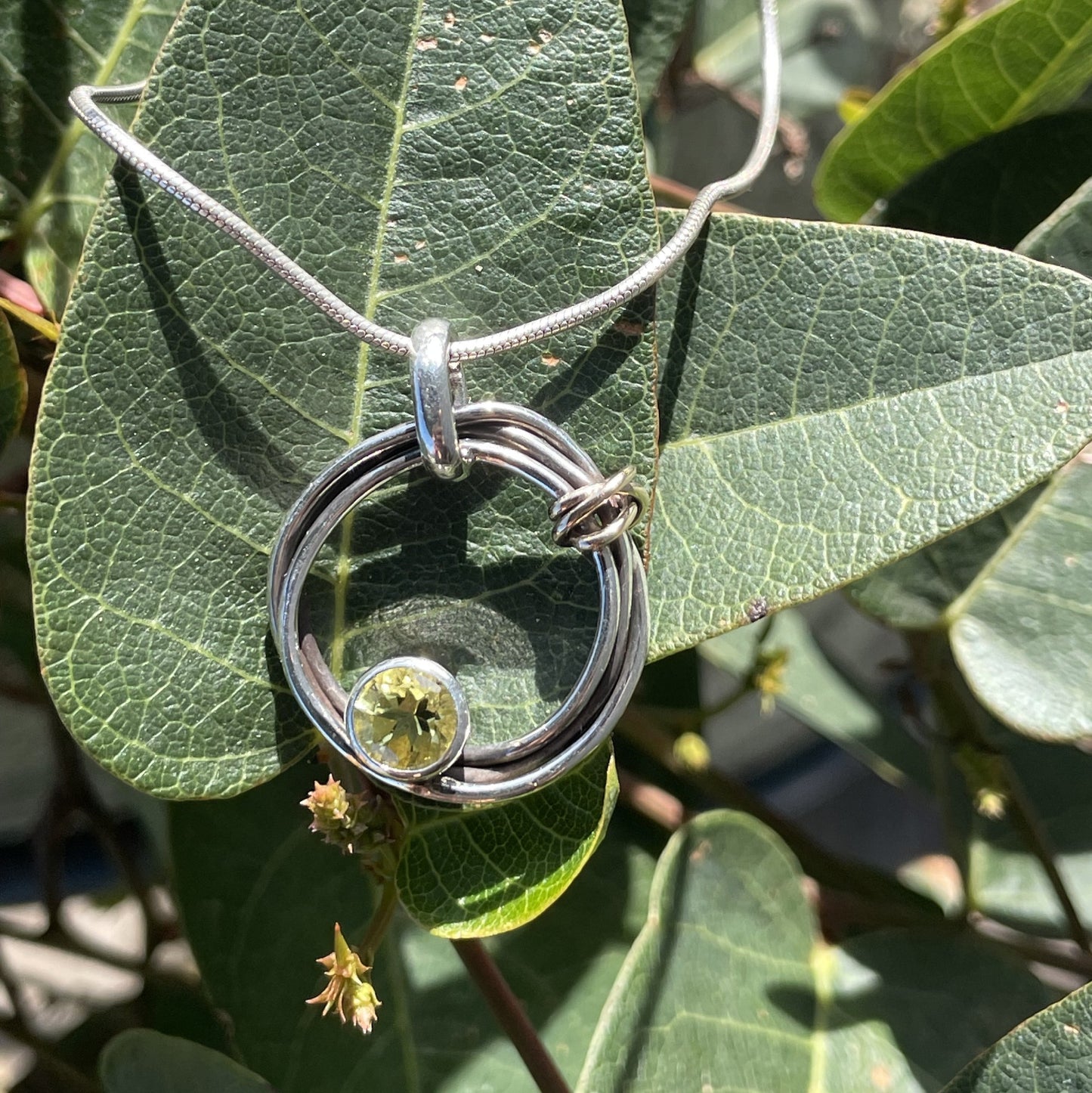 Sterling Silver and 9ct Yellow Gold Wire Lemon Quartz pendant