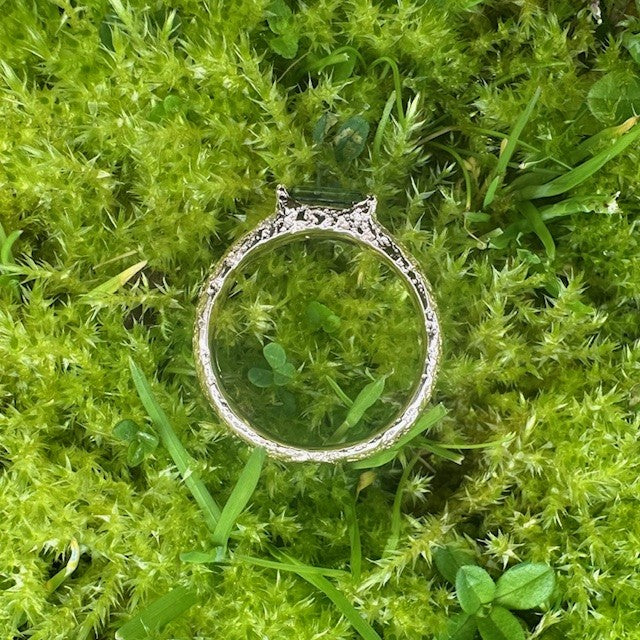 9ct Rose gold sandcast Green Sapphire ring