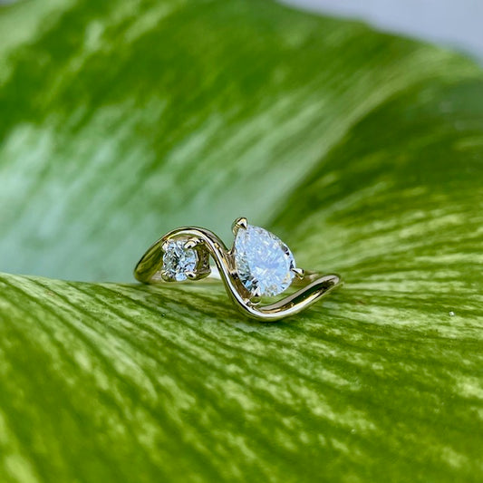 9ct Yellow Gold Pear & Round Diamond Wave Ring 