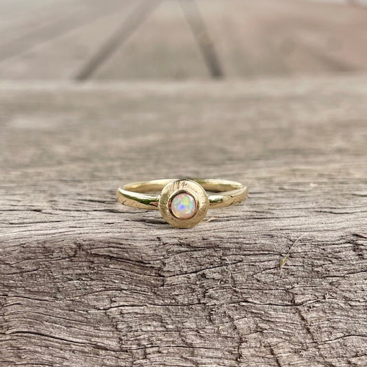 9ct Yellow Gold Opal Ring