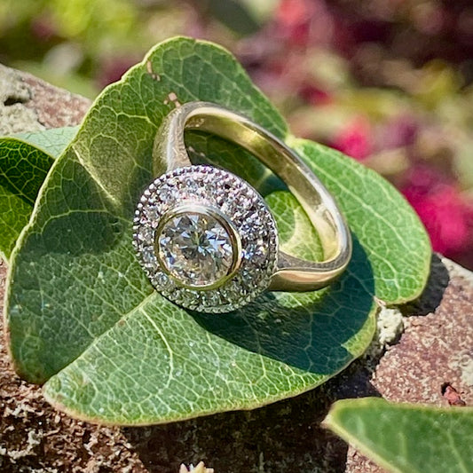 9ct Yellow & White Gold 'Halo' Style Diamond Ring 