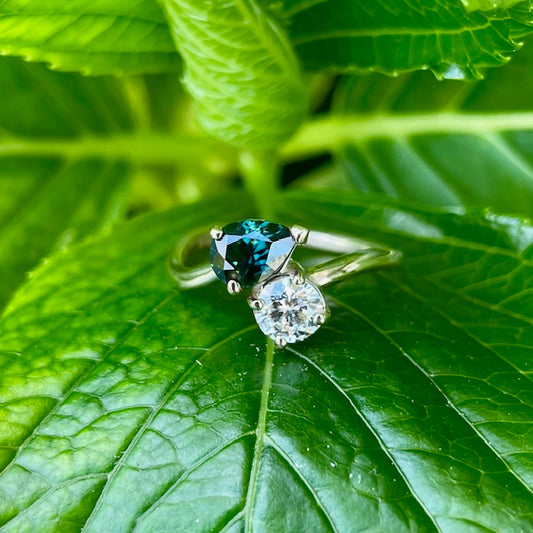 9ct Yellow gold Sapphire and Lab Grown diamond curved ring