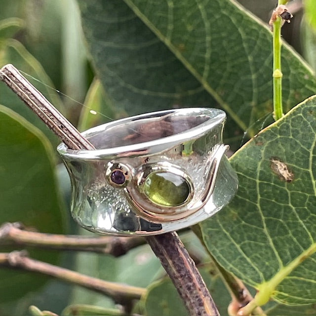 Sterling Silver Peridot & Amethyst Ring with 9Y wirework