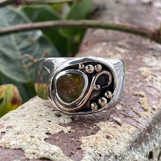 Sterling Silver Tourmaline with 9ct yellow gold wire work on a wide band Ring