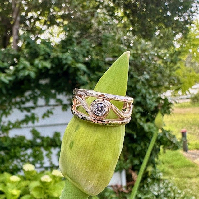 9ct Rose Gold split band, wave style Lab grown Solitaire Diamond Ring