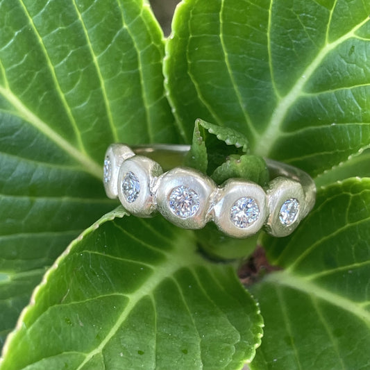 9ct Yellow Gold 3mm Diamond Pebble Ring