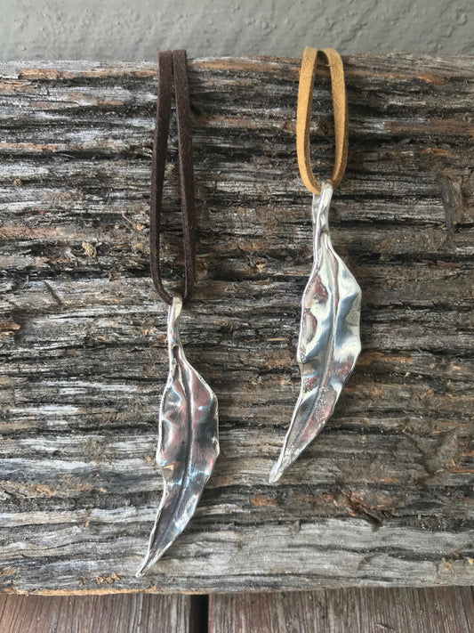 Sterling Silver Gum leaf pendant (L5)