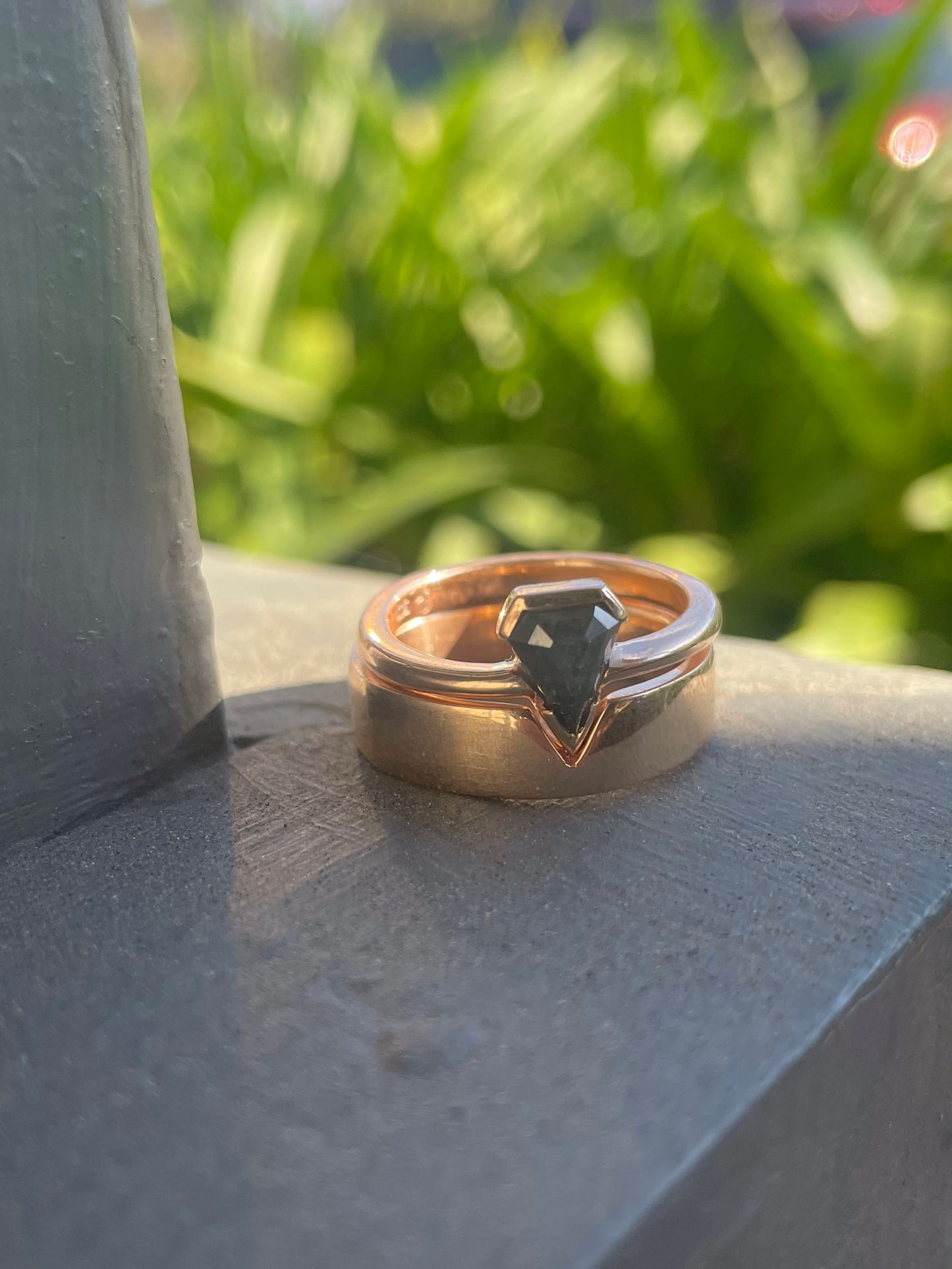 9ct Rose Gold Ring with V Shape Cut Out